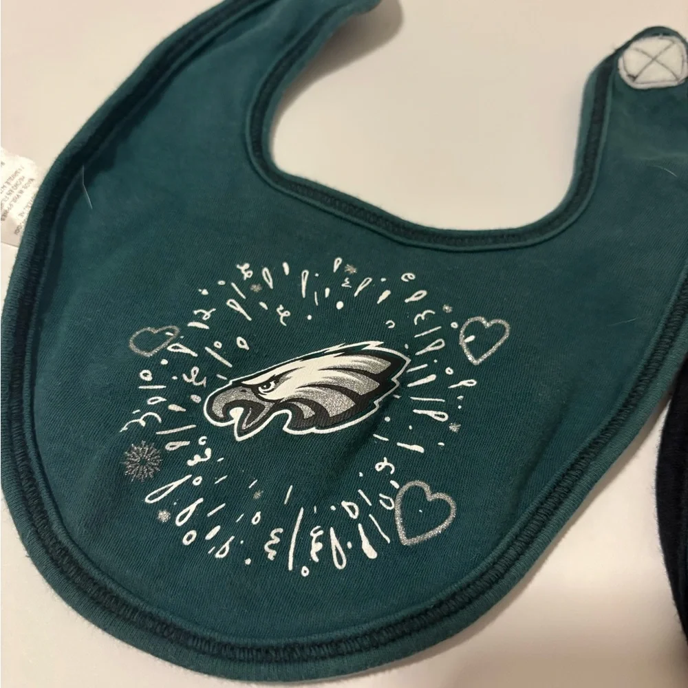 Philadelphia Eagles Baby Bib Set